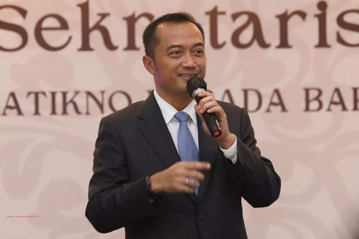 Prabowo Kirim Surpres: Pengganti Destry, OJK, dan Duta Besar
