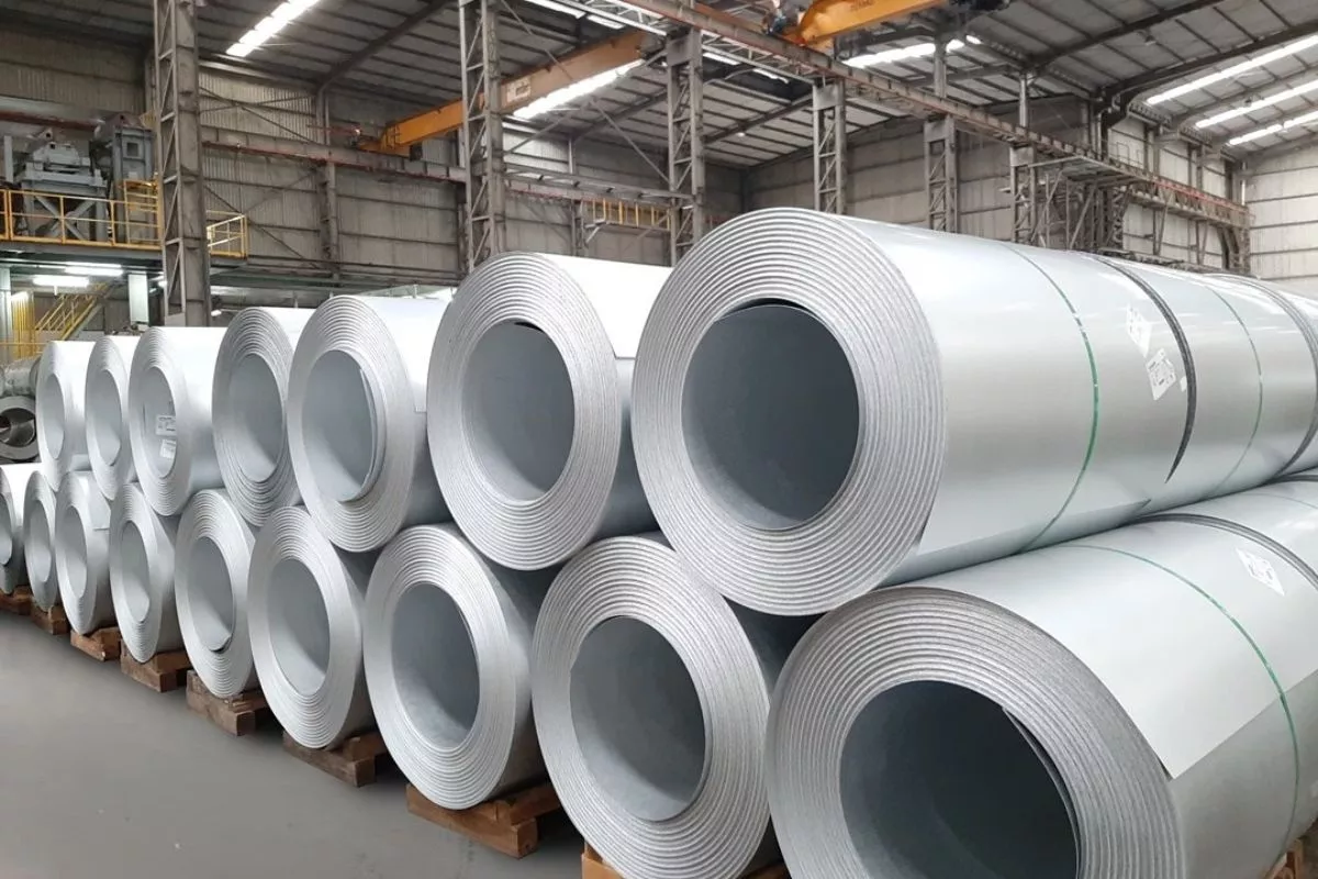 Pelangi Indah Gaet Posco Amankan Stok Pelat Baja CRC untuk Produksi