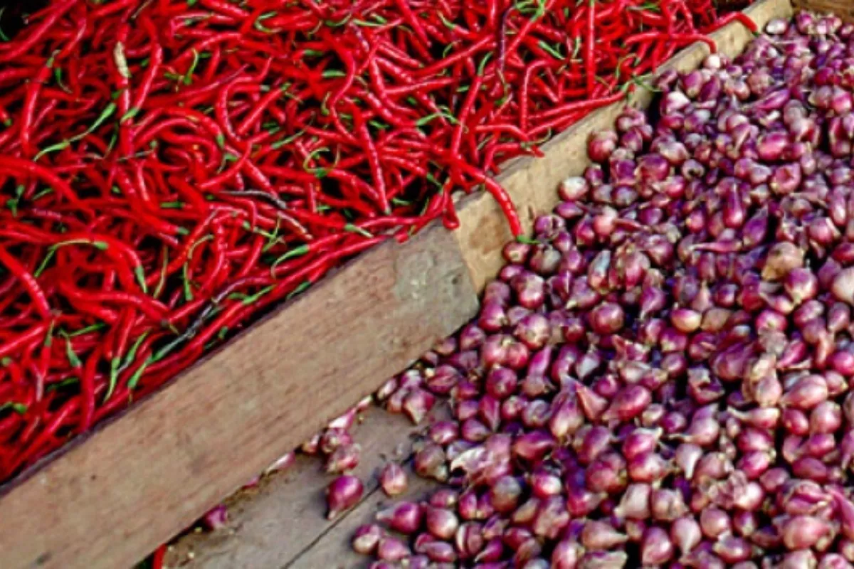 Update Harga Sembako Jatim: Cabai dan Bawang Merah Kompak Naik
