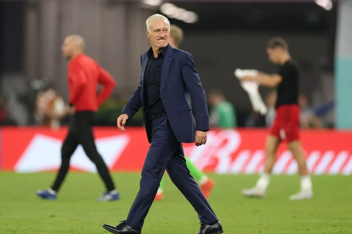 Deschamps Membungkuk Beri Hormat, Mbappe Bawa Prancis ke 16 Besar