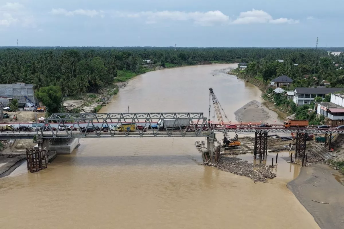Hadapi Ring of Fire, AHY Minta Standar Konstruksi Diperketat