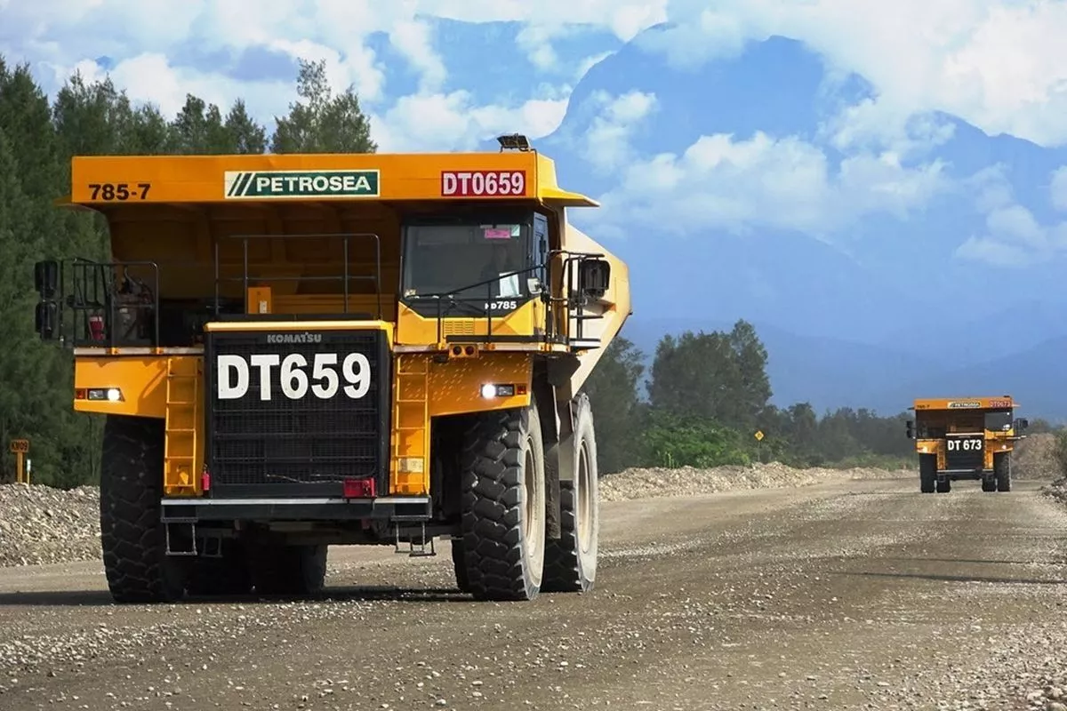 PTRO Perkuat Praktik Green Mining Lewat Gardu Pengisian Listrik
