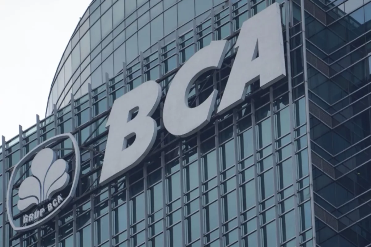 Rekomendasi Saham BBCA Strategi Buy on Weakness Target Rp6.575