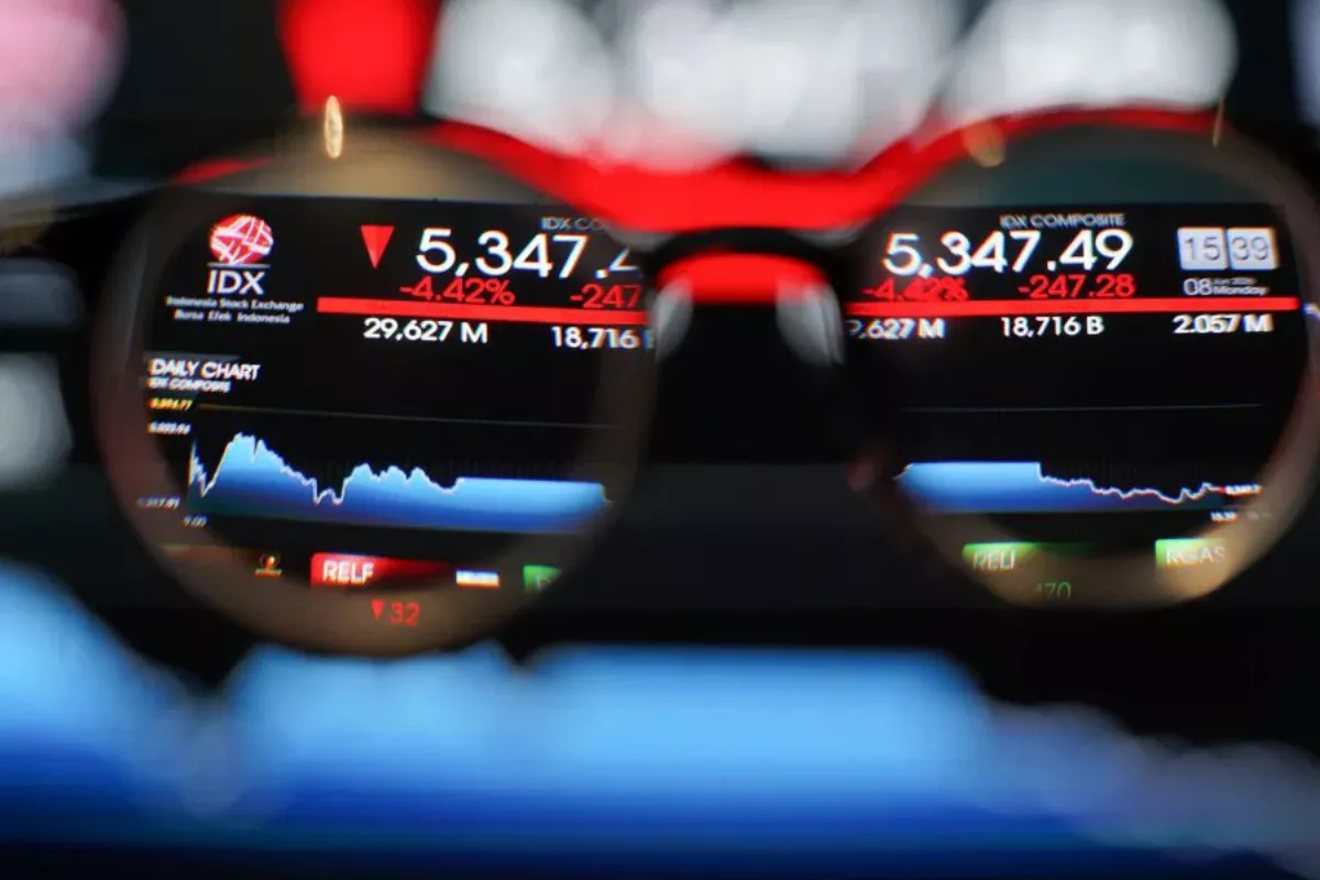 IHSG Menunjukkan Tren Fluktuatif Saat Saham TRUS OILS ESTI Melesat