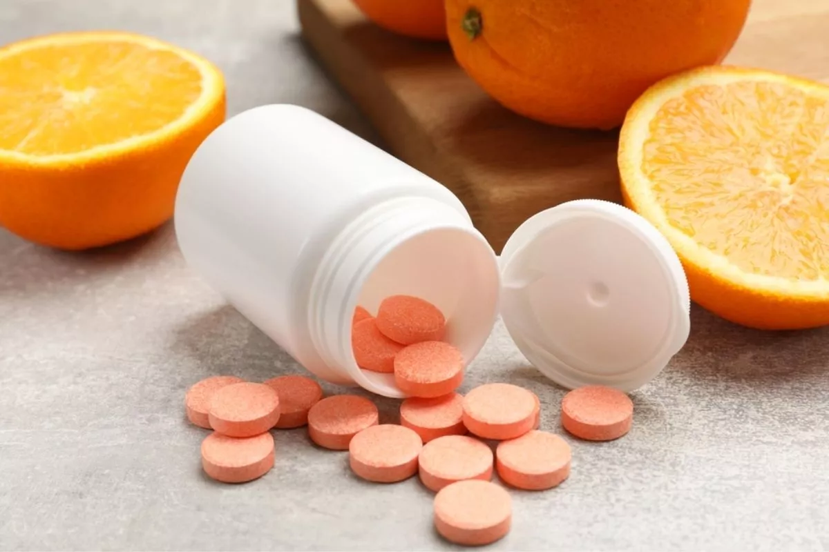 Vitamin C Ternyata Penting untuk Menjaga Kesehatan Otak Saat Menua