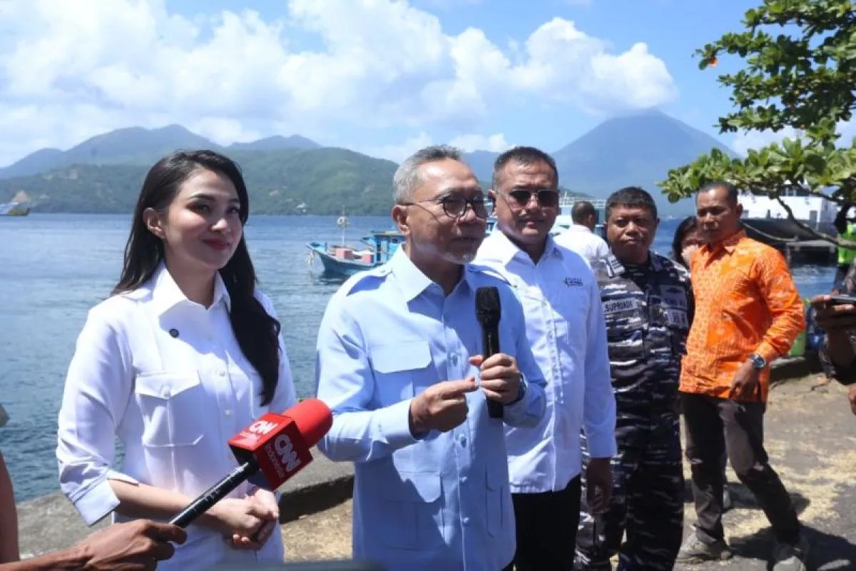 Menko Pangan Sebut Program KNMP Penggerak Ekonomi Nelayan Di Makassar