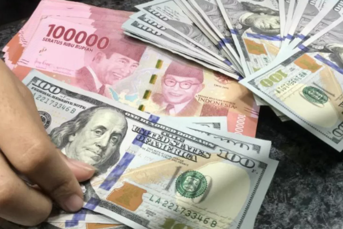 Rupiah Diprediksi Loyo Lawan Dolar AS pada Perdagangan 18 Mei 2026