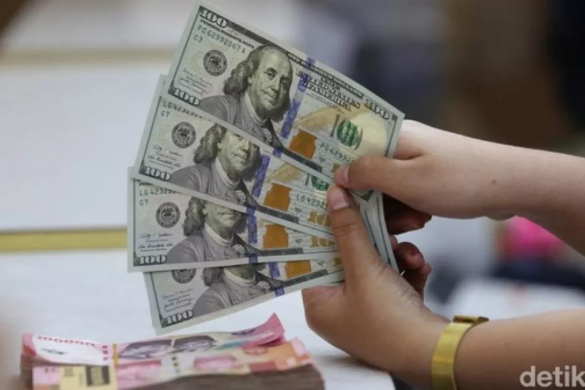 Efek Rupiah Lemah, Banggar DPR Evaluasi Kebijakan BI