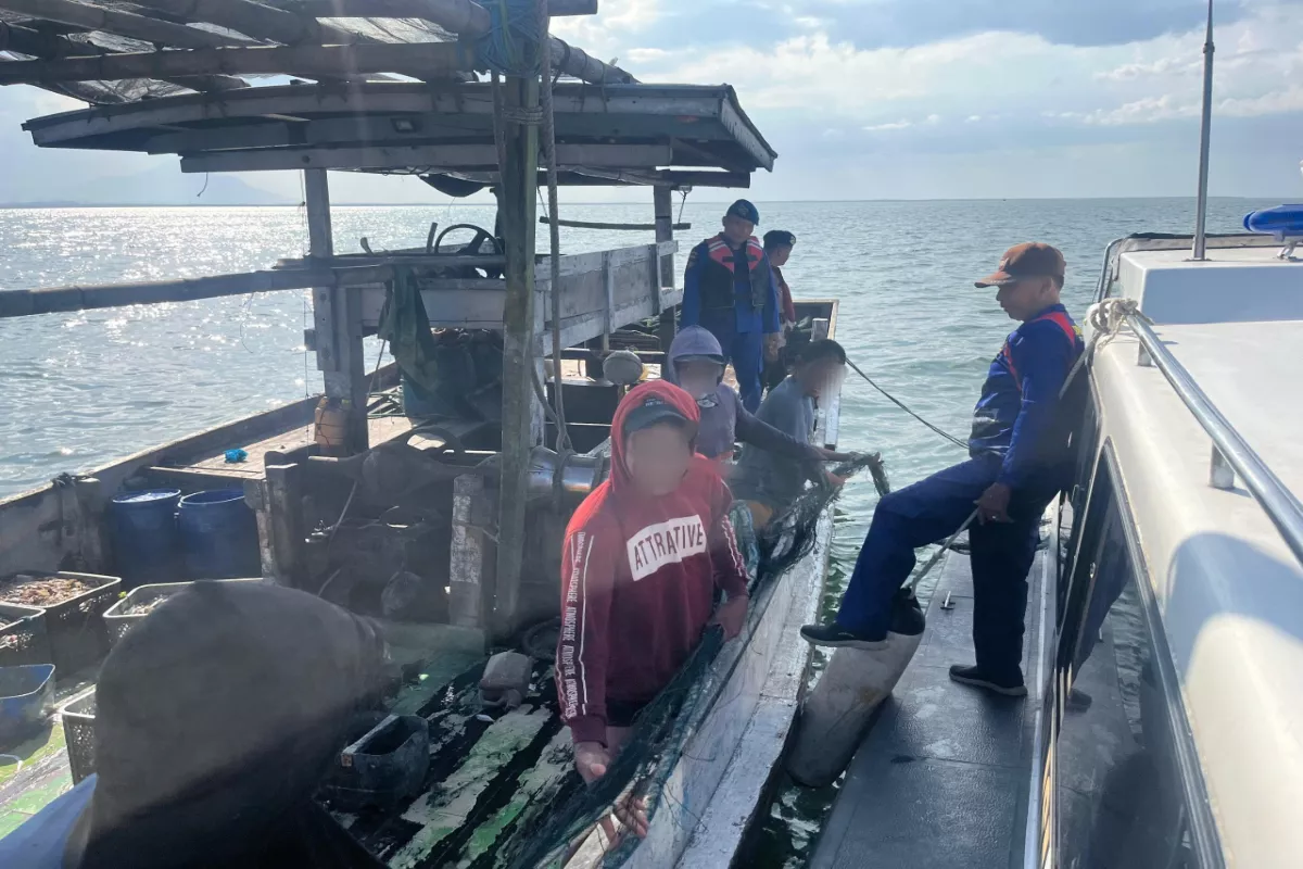 Gunakan Jaring Trawl di Pasuruan, Seorang Nelayan Ditangkap