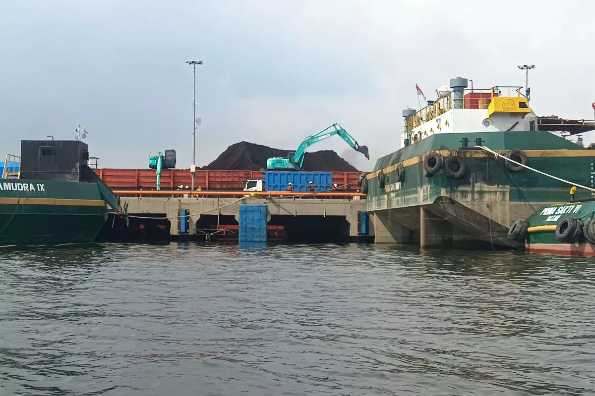 Kementerian ESDM Catat Produksi Batu Bara Capai 423 Komma 71 Juta Ton
