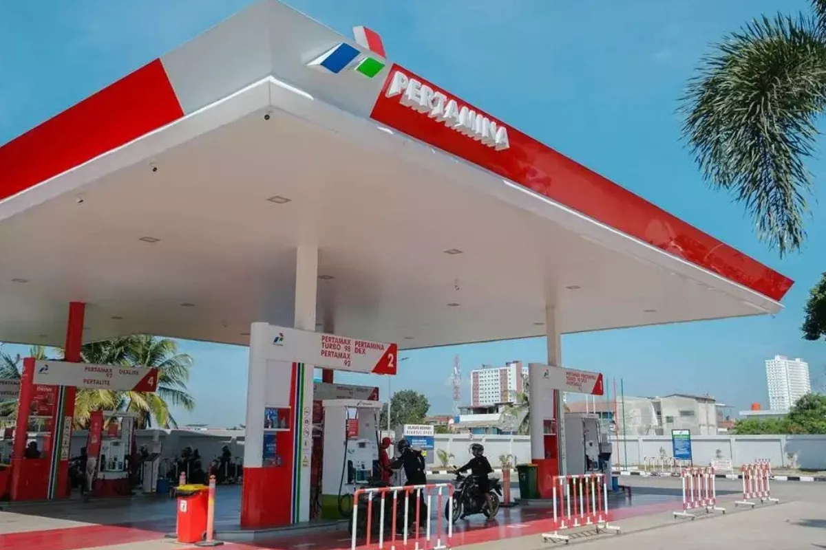 Harga BBM Pertamina Hari Ini, Subsidi Tetap Nonsubsidi Turun