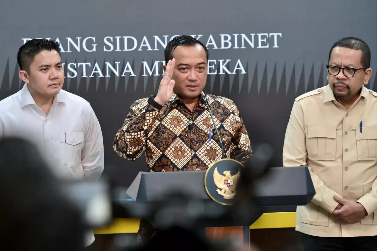 Prasetyo Hadi Buka Peluang Penurunan Anggaran Program Makan Bergizi