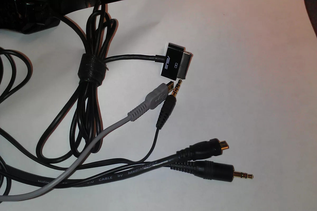 Teknik DIY Kabel Awet Menggunakan Pegas Pulpen Bekas