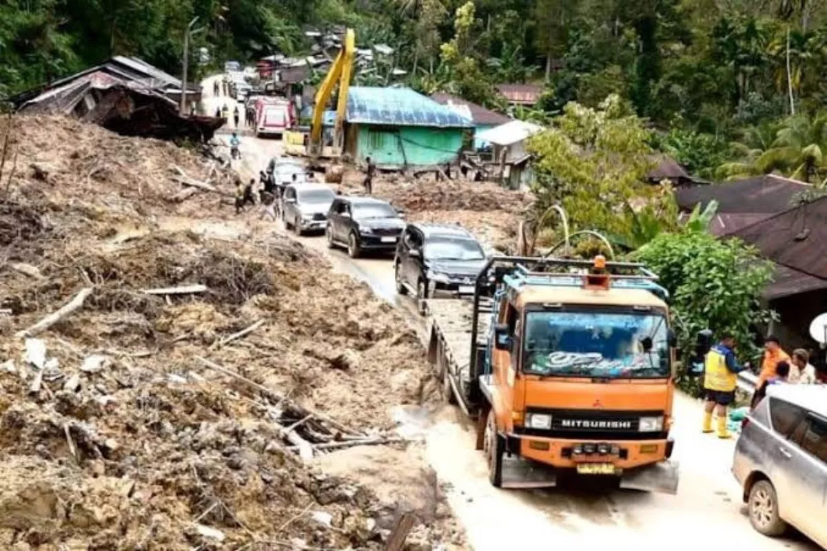 KLH Soroti Pentingnya Perbaikan Tata Ruang Wilayah Banjir Sumatera