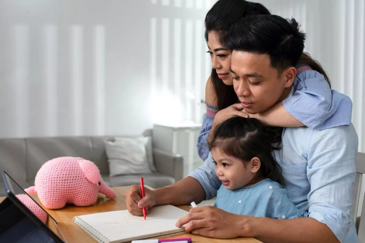 Panduan Parenting Anak Modern dengan Sentuhan Kasih Sayang