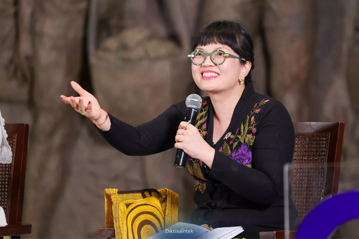 Hadapi Era AI, Wamen Stella Minta Mahasiswa Gali Potensi Diri