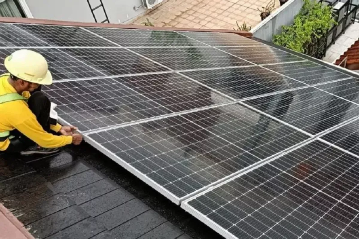 Proyek PLTS 100 GWp Jadi Pemicu Baru Industrialisasi Nasional
