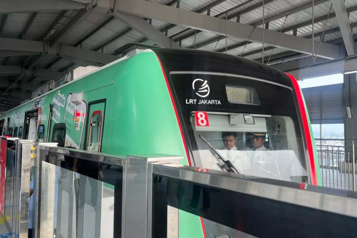LRT Kelapa Gading-Manggarai Beroperasi, Menhub: Perkuat Integrasi