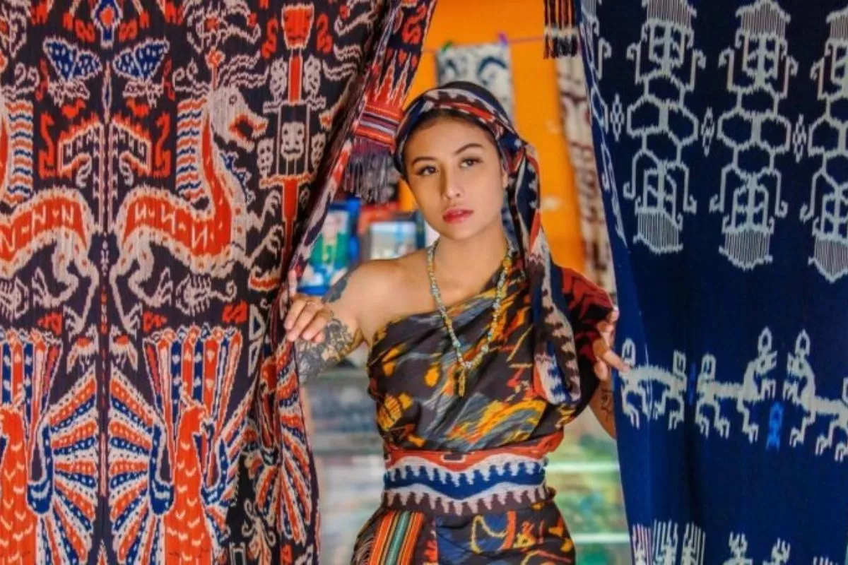 Tenun Sumba Barat Daya Berpotensi Dorong Ekonomi Kreatif Daerah 2026