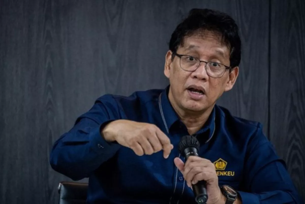 Status Guru Jadi Pegawai Pusat, Keuangan Negara Dipastikan Aman