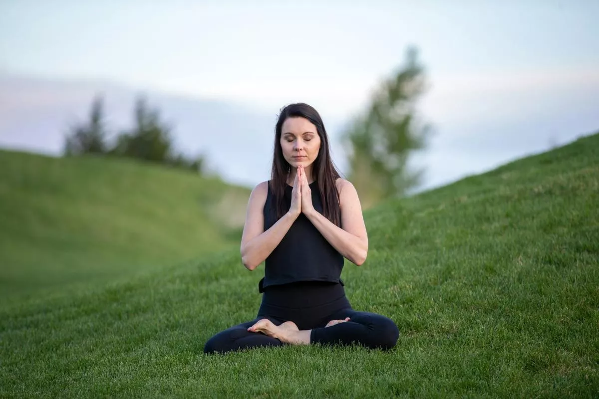Memahami Meditasi & Mindfulness untuk Kesehatan Mental