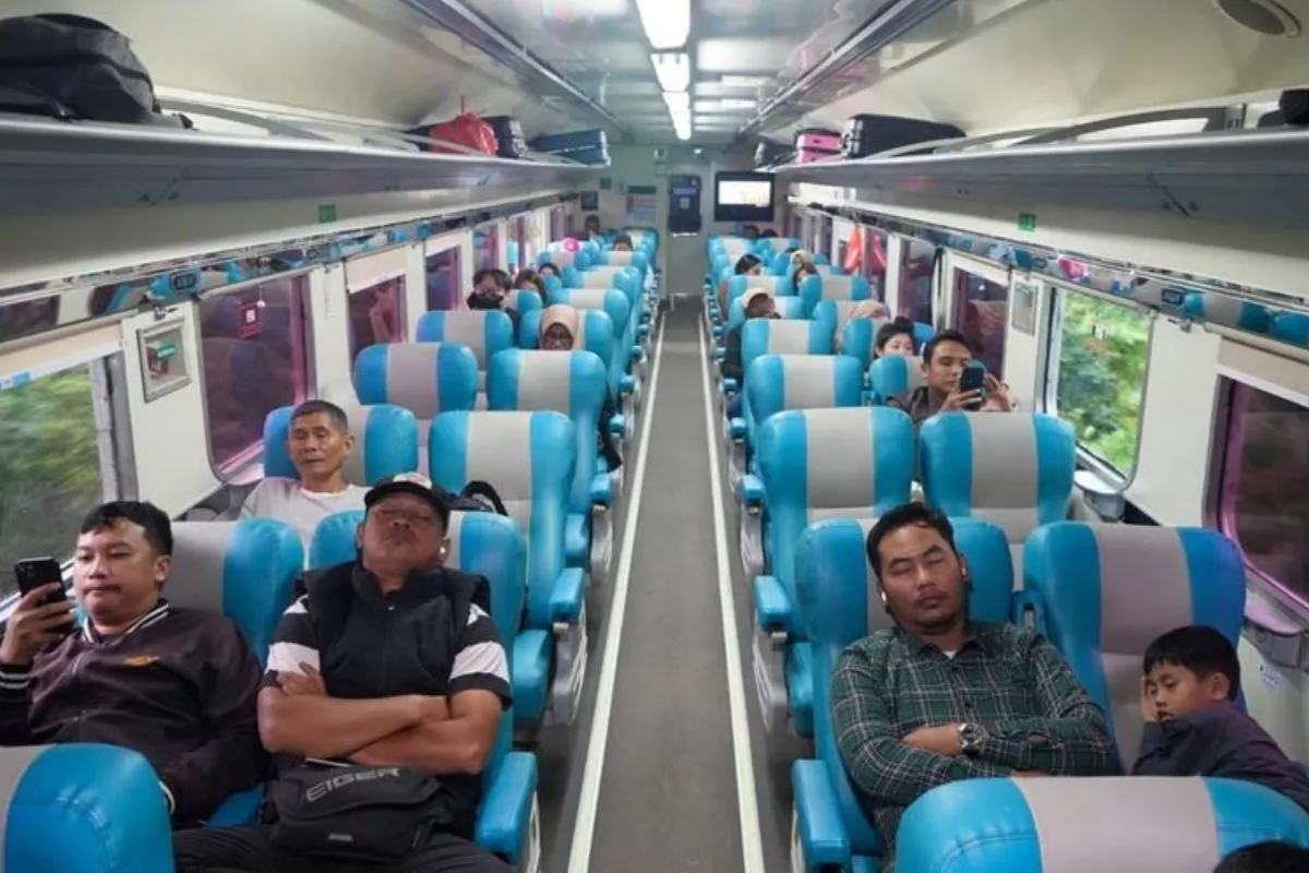Daftar Rangkaian Kereta Tambahan KAI Imbas Erupsi Gunung Anak Krakatau