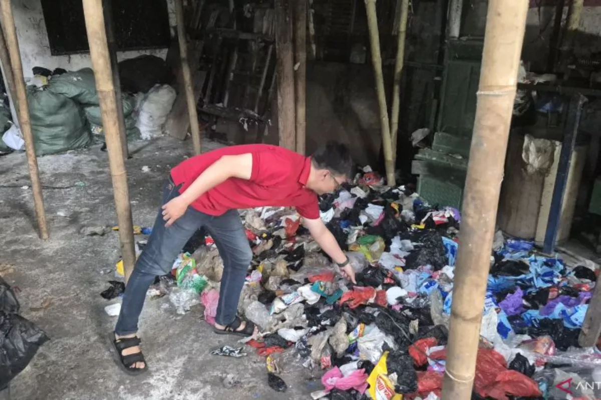 Transformasi Sampah Plastik Menjadi Energi Baru di Kota Cimahi