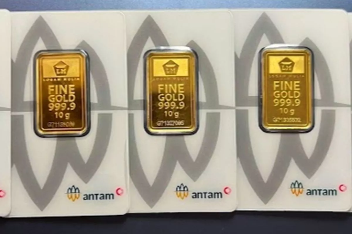 Harga Emas Antam Sepekan Turun Rp 9.000, Buyback Justru Naik
