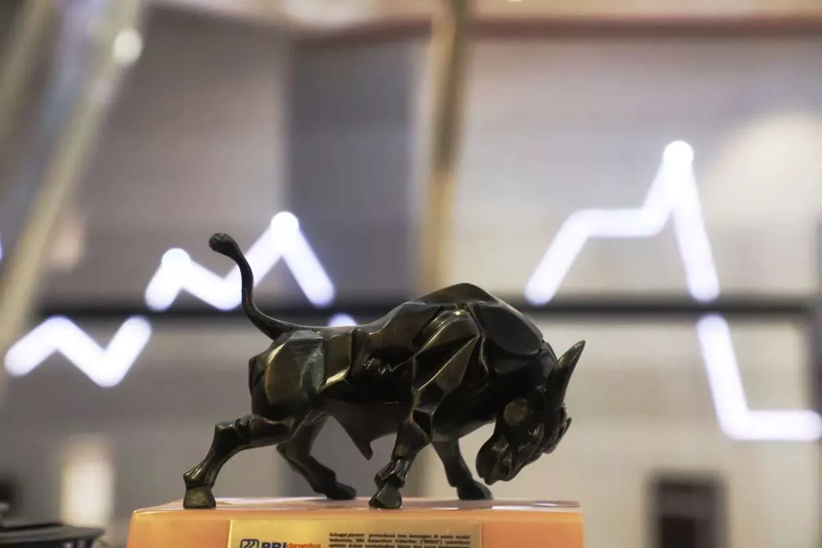 IHSG Menguat, MBMA, HRTA, dan AMMN Pimpin Top Gainers LQ45