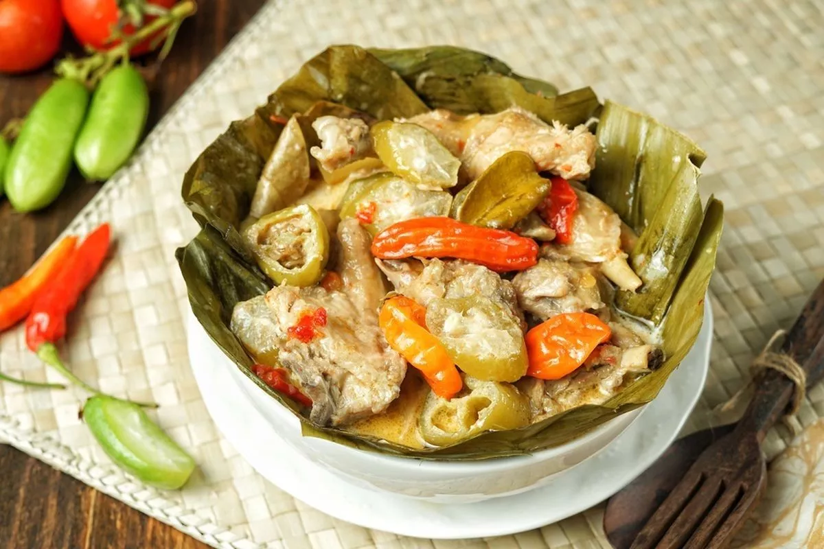 Coba Resep Garang Asem Ayam Tanpa Santan yang Segar dan Gurih