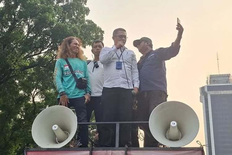 Prabowo Sebut Sudah Teken Perpres Ojol, Setneg Sebut Belum Rampung