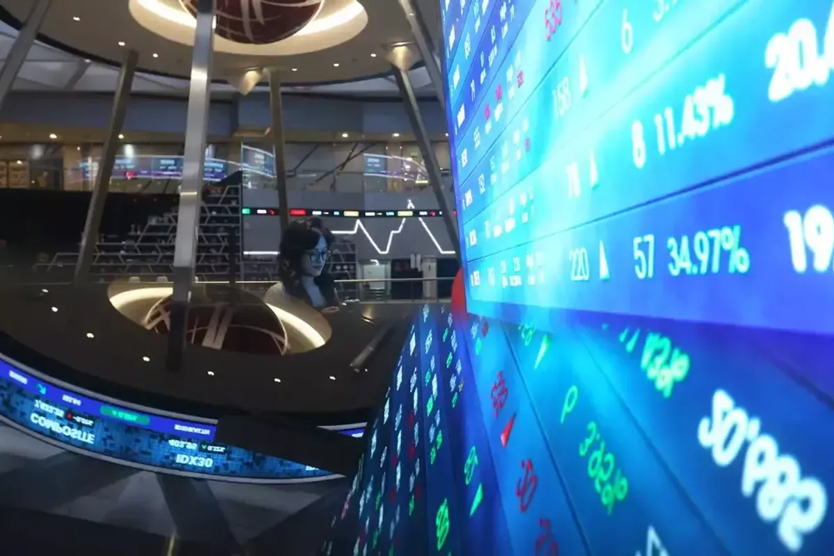 IHSG Lanjut Menguat, Intip Saham BBCA, BMRI hingga MDKA 17 Juni 2026