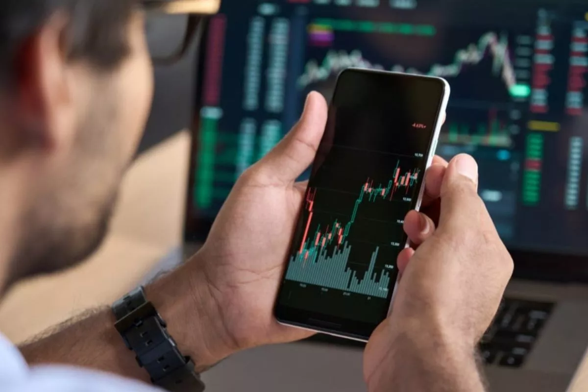 Strategi Memilih Saham Bluechip di Tengah Penurunan Harga IHSG
