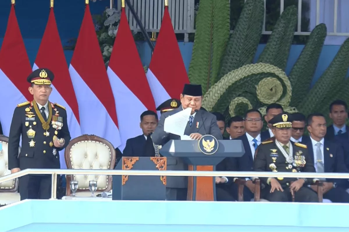 Prabowo Ingatkan Polri Jadikan Rakyat Prioritas Utama