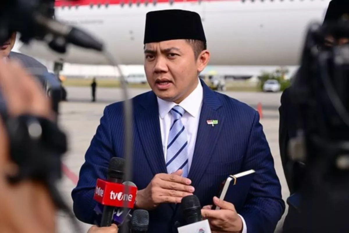 Bahasa Investasi, Seskab Teddy Terima Kunjungan Haji Isam