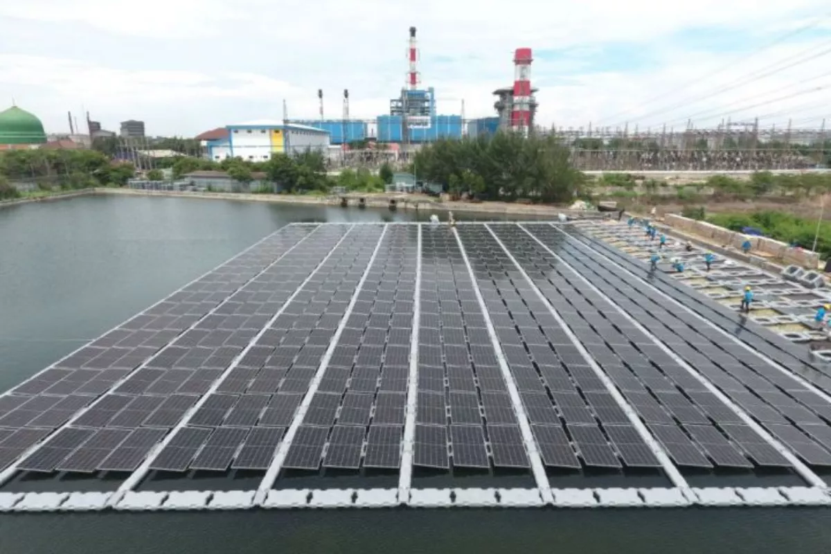 PLN IP Jajaki Proyek PLTS Raksasa di Bangladesh untuk Ekspansi Global