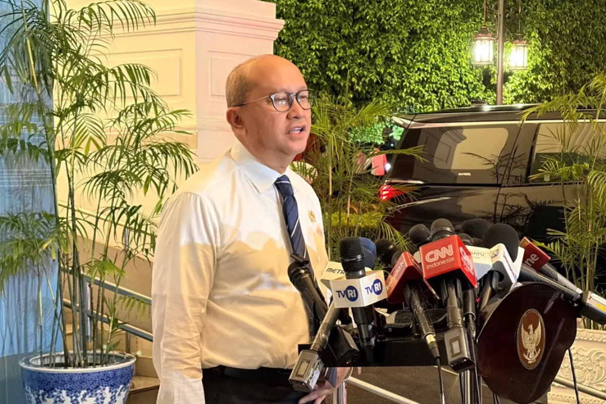 Respon BI Rate 5,75%, Rosan: Tidak Ada Arahan Tahan Bunga Kredit