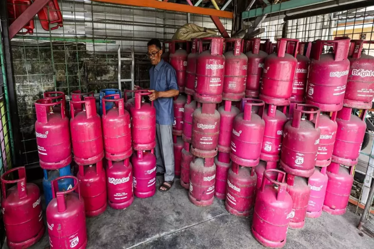 Harga Gas 12 Kg Melonjak, Warga Mulai Lirik Elpiji 3 Kg
