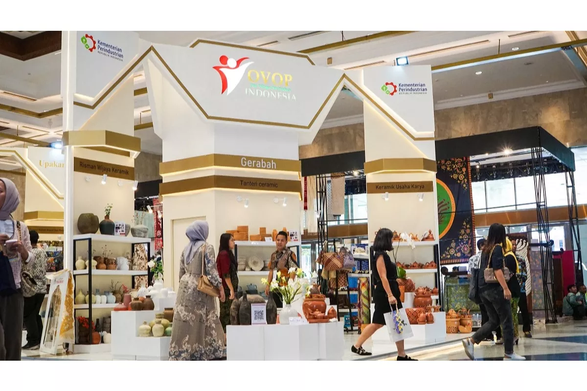 Produk OCOP dan Pertanian Unggulan Tampil Memukau di Stan Pameran