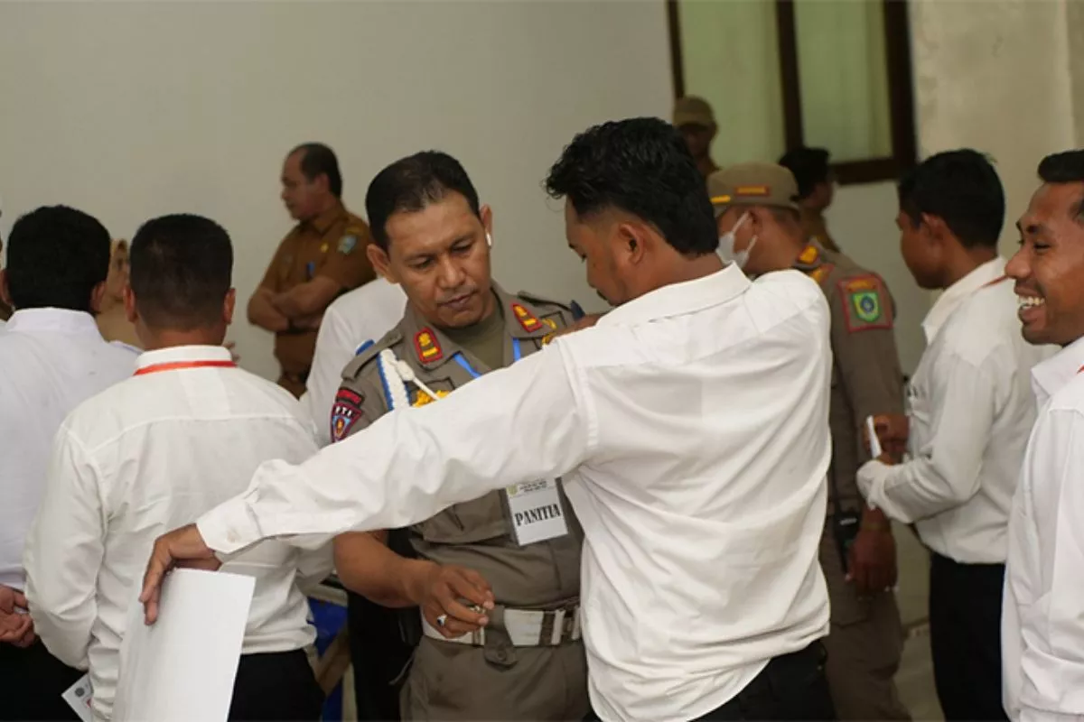 Pemerintah dan DPR Sepakat Guru PPPK Ikut Seleksi PNS 2027