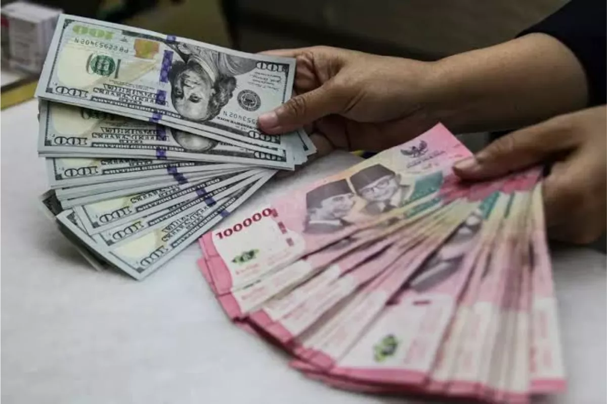 Rupiah Melemah ke Rp17.992 Jelang Rilis Data NFP Amerika Serikat