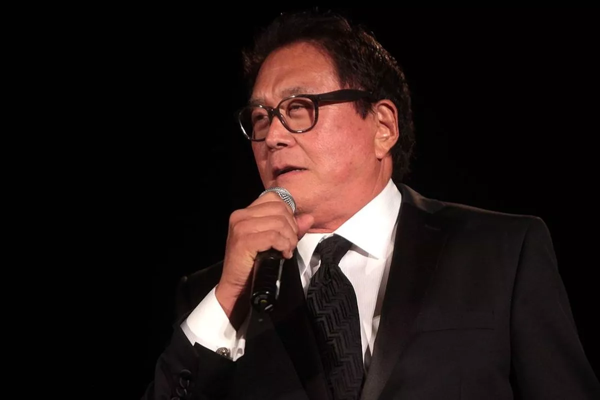 Robert Kiyosaki Prediksi Harga Emas Capai 35.000 Dolar Per Troy Ons