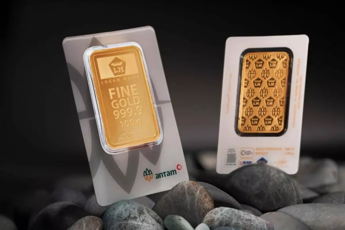 Harga Emas Antam Turun Rp4.000, Kini Rp2,599 Juta per Gram