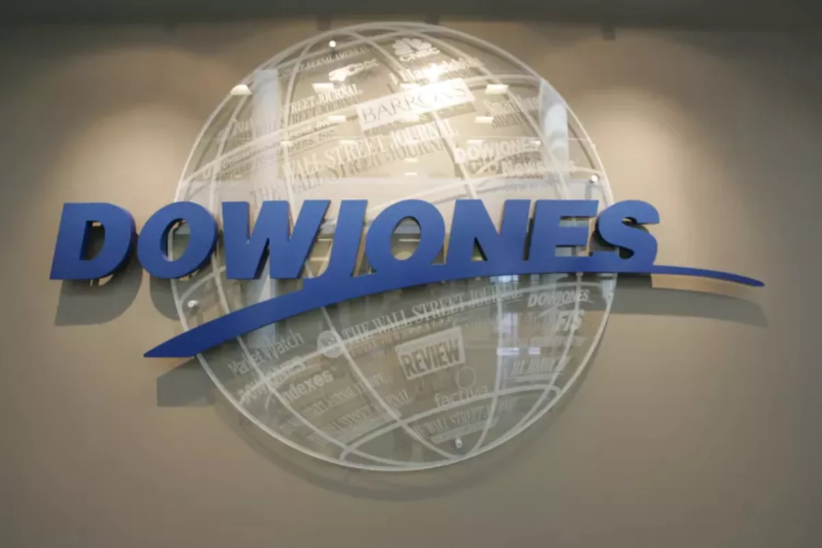 Dow Jones Cetak Rekor Baru Saat Investor Beralih dari Saham Teknologi