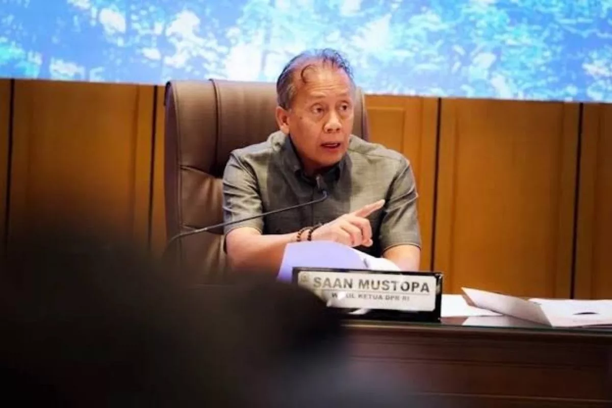 Saan Mustopa Minta BGN Tanggung Biaya Korban MBG