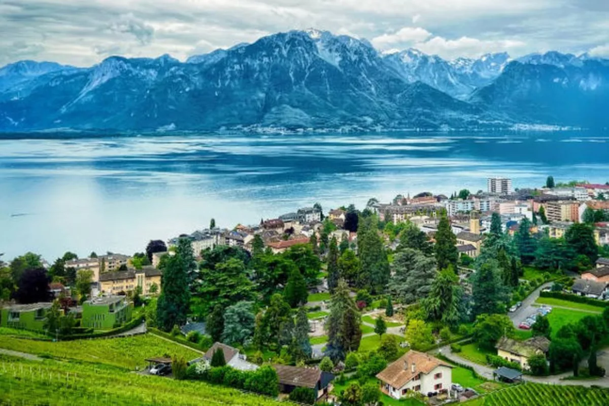 Ramai-Ramai Warga Jadi Ateis Demi Hindari Pajak di Swiss