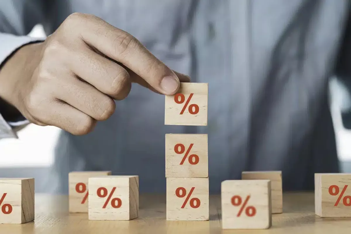 OJK: Suku Bunga Kredit Bank Turun Jadi 8,76 Persen pada Maret 2026