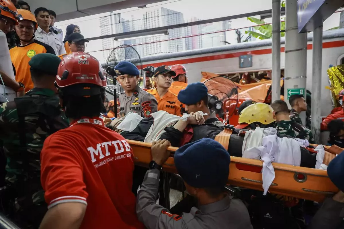 Korban Meninggal Tragedi Kereta Bekasi Timur Bertambah Jadi 14 Orang