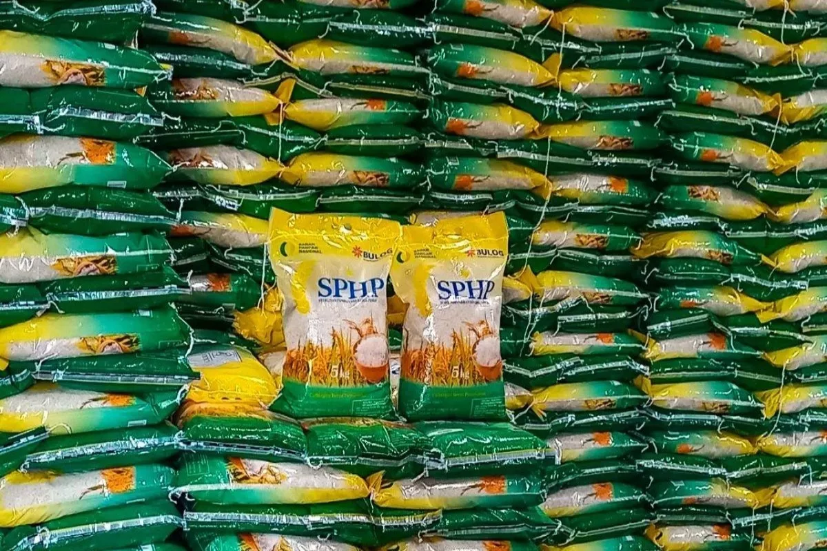 Bulog Salurkan 240 Ribu Ton Beras SPHP ke Seluruh Indonesia