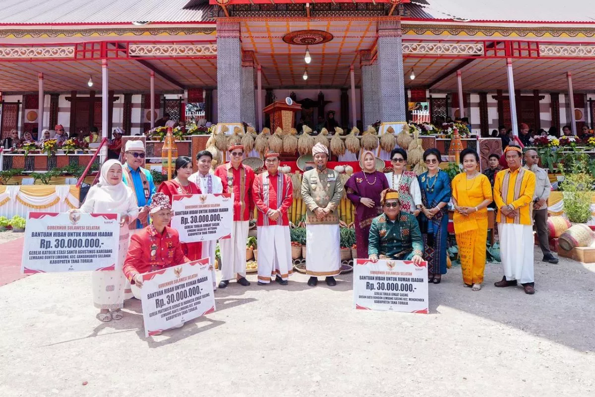 Gubernur Sulsel Kucurkan Rp7 Miliar untuk Infrastruktur Tana Toraja